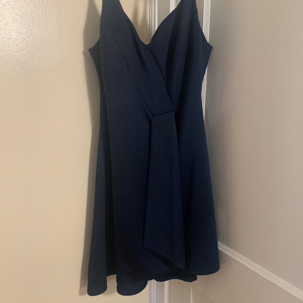 Mini dress - Picture 2 of 3